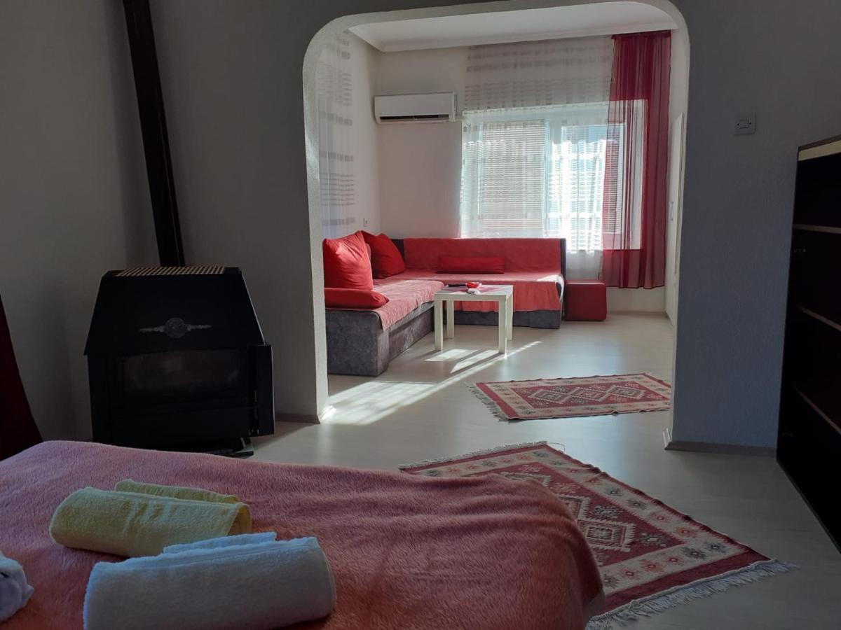 Alex Apartments Kruševo Eksteriør bilde