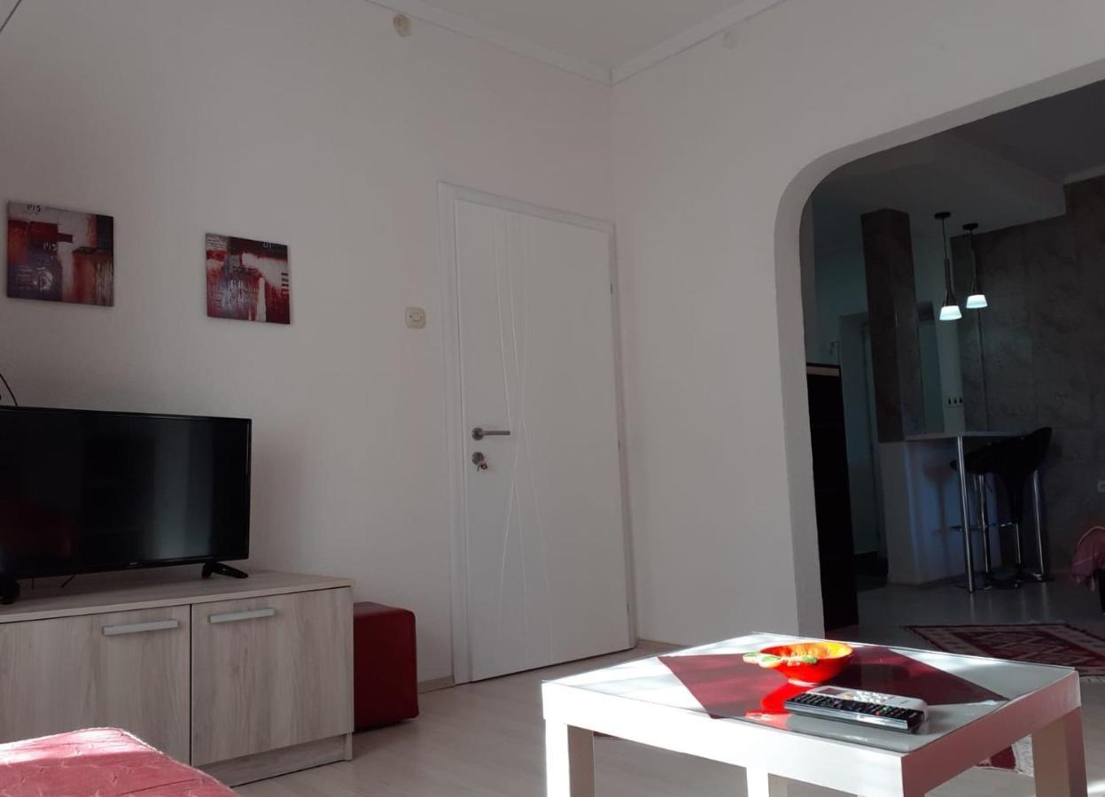 Alex Apartments Kruševo Eksteriør bilde