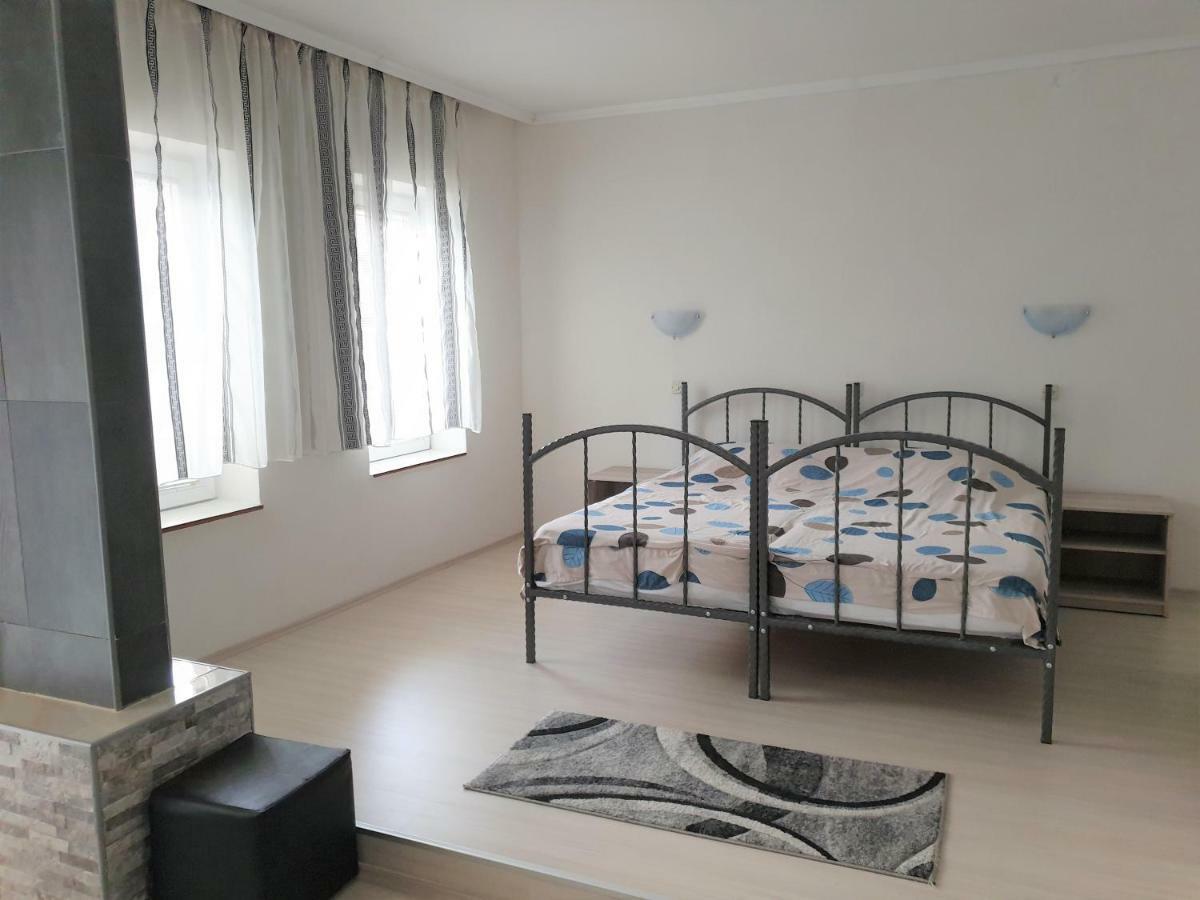 Alex Apartments Kruševo Eksteriør bilde